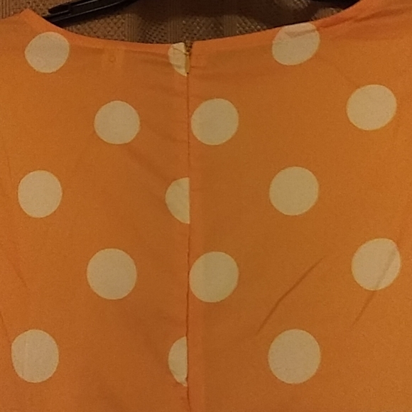 Adorable polka dot dress - Picture 3 of 5